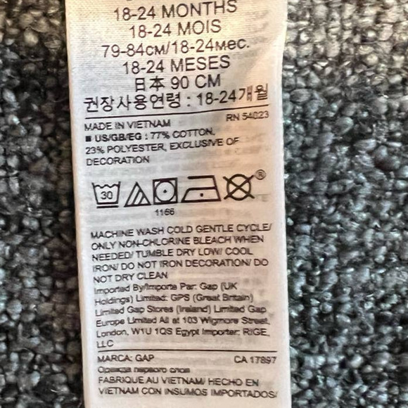 3/$27 NWT Gap Unisex Arm & Chest Logo Crewneck Sweatshirt in Gray, size 18-24 mo - Picture 5 of 5